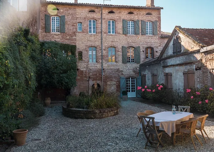 ゲストハウス La Cour Verte